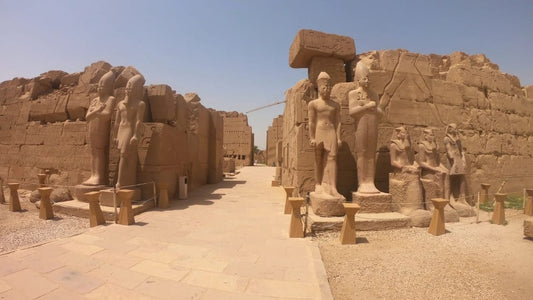 🏺 Luxor, Egipto: Qué Hacer, Dónde Alojarse y Cómo Disfrutar al Máximo la Capital del Antiguo Egipto (Guía Completa 2025)